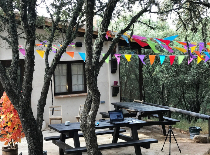 Outdoor dining, Ecolodge Cabañeros, Ciudad Real