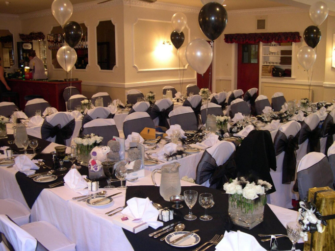 Food & Drinks 5, The Waverley Hotel, Cheshire East