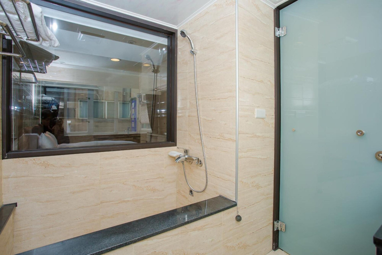 Bathroom 3, Shui Sha Lian Hotel, Nantou