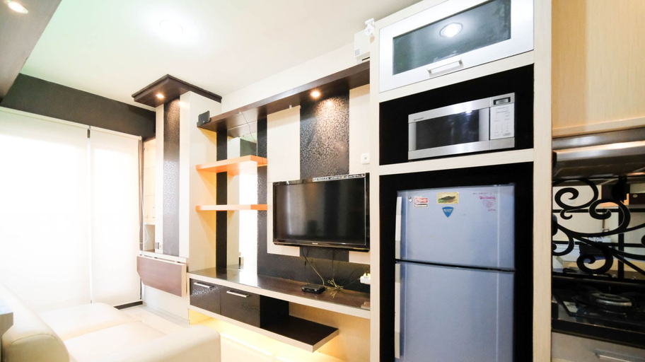 Others 2, Best Location and Homey 2BR at Twin Tower Apartment By Travelio, Surabaya