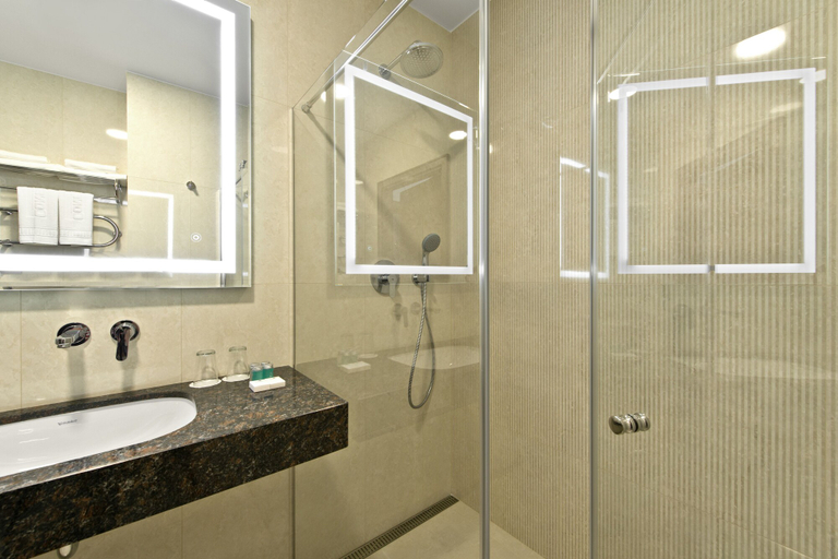 Bathroom 4, Hotel Congress Avenue, Vilniaus