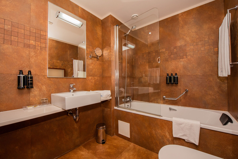 Bathroom 4, Eurostars Oporto, Porto