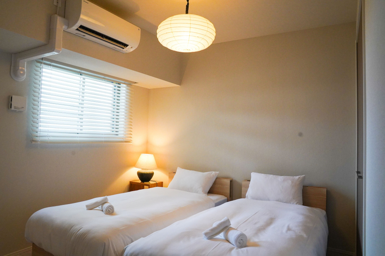Bedroom 3, buransiera naha akebono puremisuto 1403, Naha
