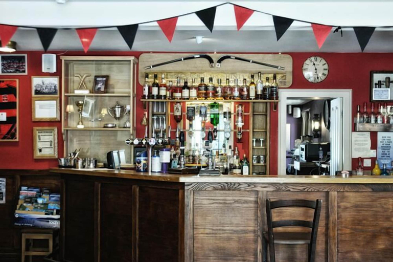 Food & Drinks 4, Loch Ness Bunk Inn, Highland