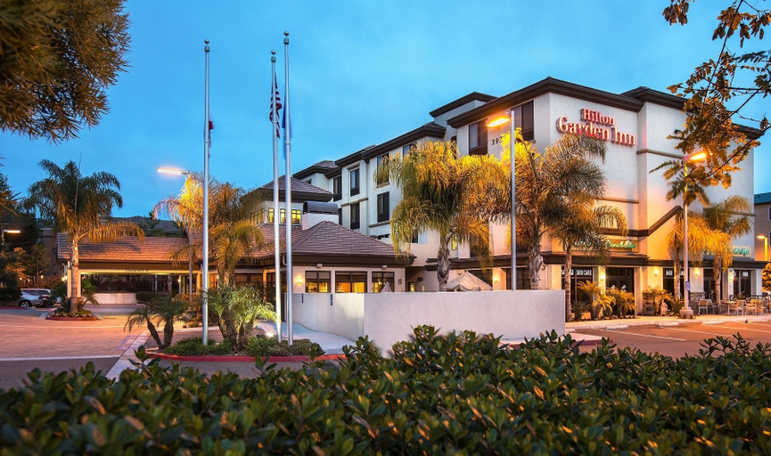 Exterior & Views 2, Hilton Garden Inn San Diego Del Mar, San Diego