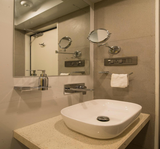 Bathroom 4, Hotel Wego, Mumbai Suburban