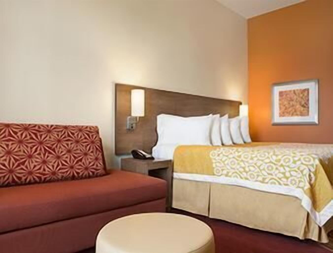 Bedroom 3, Days Inn & Suites by Wyndham Caldwell, Noble