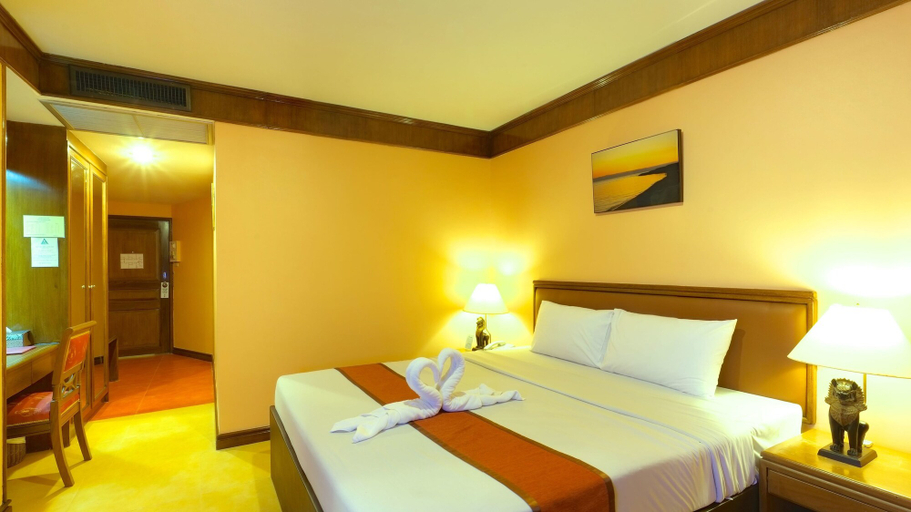 Bedroom 3, Silom Avenue Inn, Bang Rak