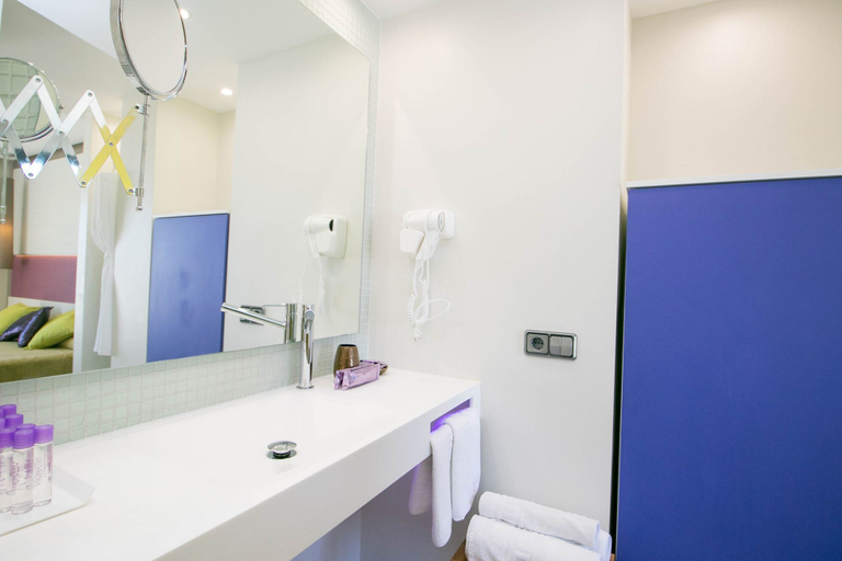 Bathroom 5, The Purple Hotel by Ibiza Feeling - Adults only, Baleares
