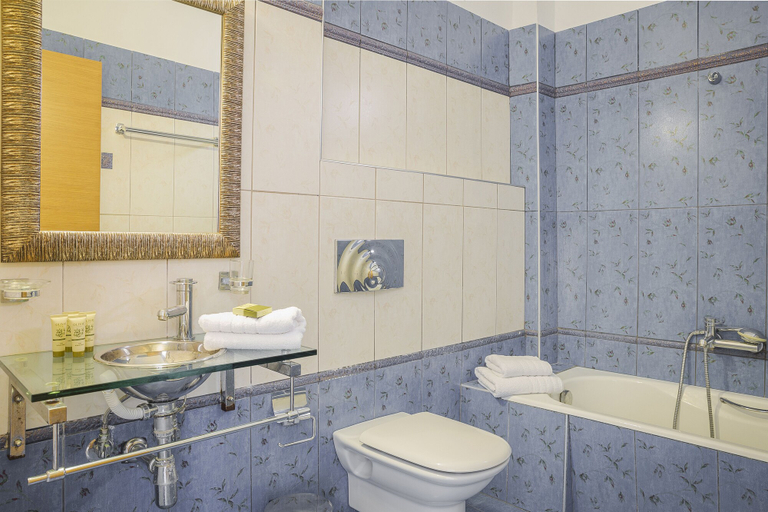 Bathroom 5, Kefalonia Bay Palace, Ionian Islands