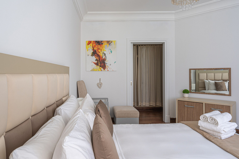 Room 5, HiGuests - Grandeur Residences, Dubai