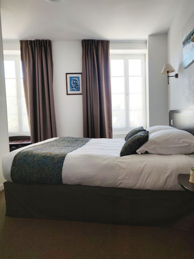 Bedroom 3, Logis Hôtel Le Richelieu - Royan Atlantique, Charente-Maritime