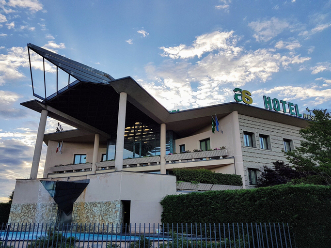 Exterior & Views 2, AS Hotel Cambiago, Milano