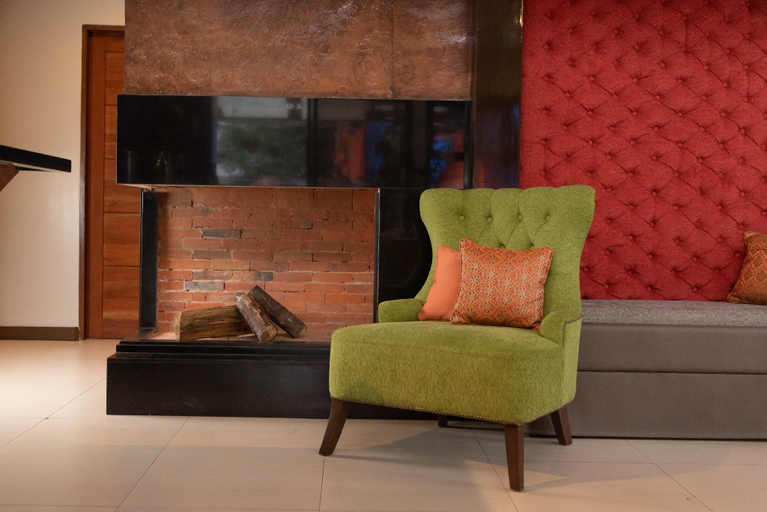 Public Area 3, Giraffe Boutique Hotel, Baguio City