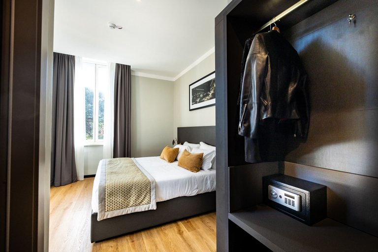 Bedroom 3, The Cross Hotel, Roma