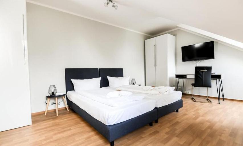 Bedroom 3, Hotel Blutenburg, München