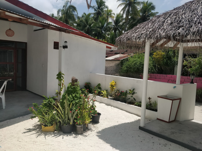 Exterior & Views 2, Alkina Lodge, Vaavu Atoll