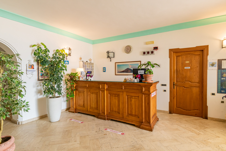 Public Area 2, Hotel Ossidiana Stromboli Center, Messina