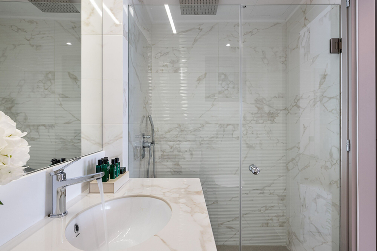 Bathroom 5, Porto Platanias Beach - Luxury Selection, Crete