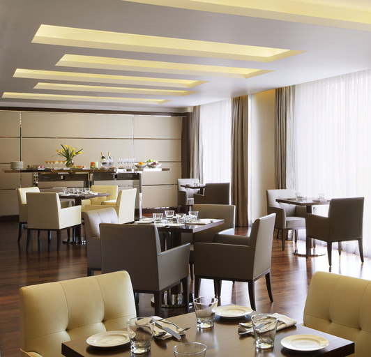 Food & Drinks 5, Courtyard by Marriott Kochi Airport, Ernakulam