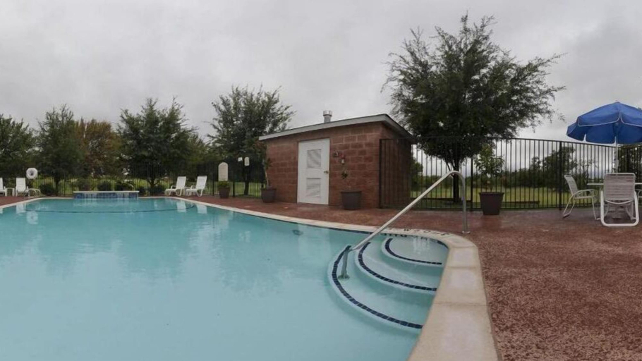 Sport & Beauty 5, Holiday Inn Express & Suites DECATUR by IHG, Wise