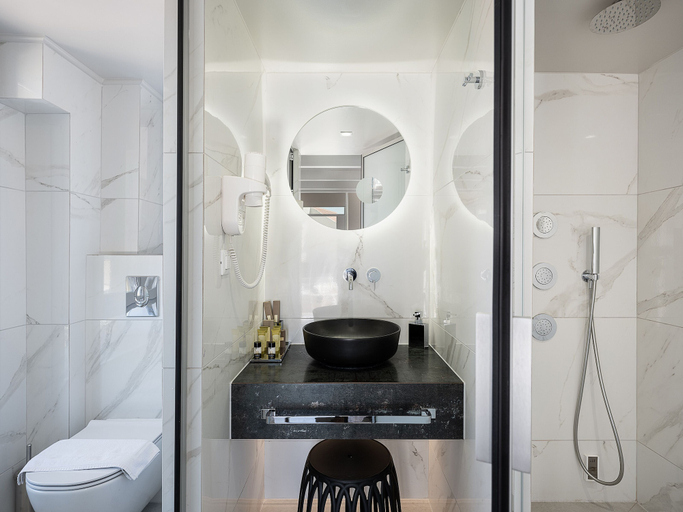 Bathroom 5, Elia Erato, Crete