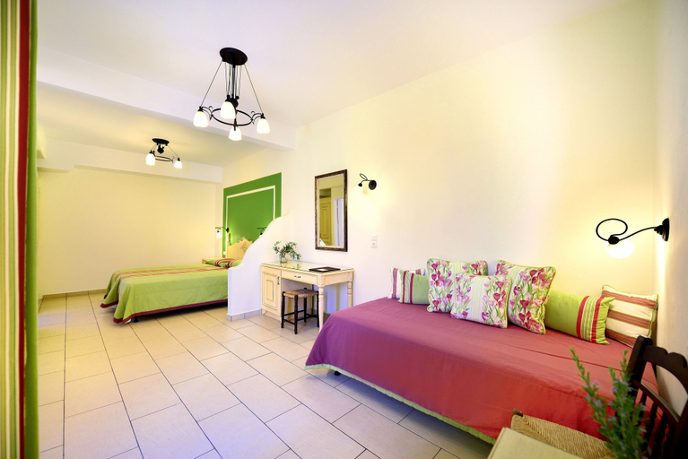 Bedroom 3, Hotel Pelican, South Aegean