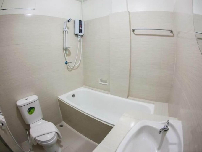 Bathroom 5, The Train Hotel Hatyai, Hat Yai