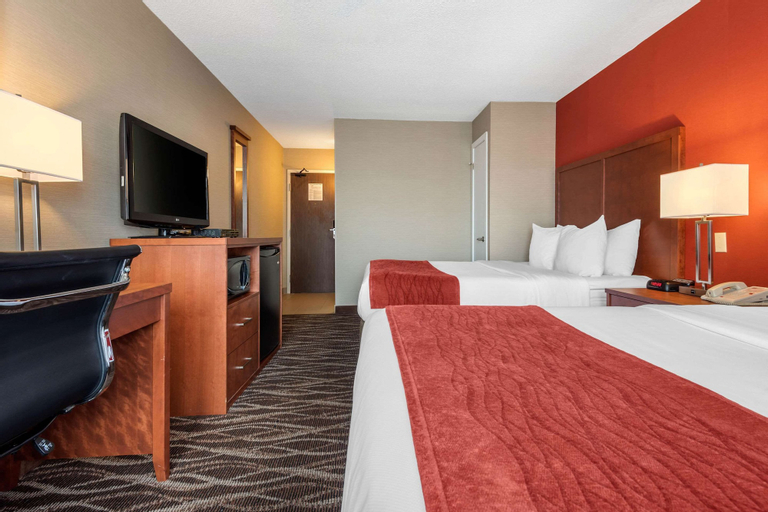 Bedroom 3, Spark by Hilton Oshawa, Durham