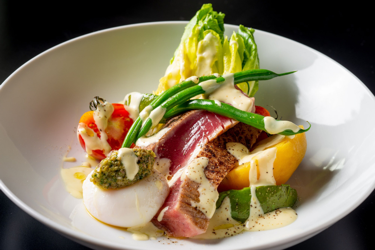 Food & Drinks 18