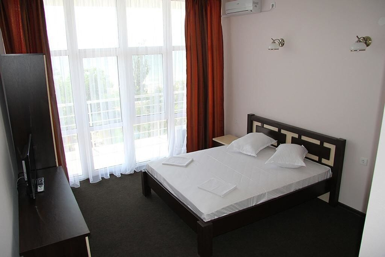 Bedroom 5, Park Hotel Berezka, Kominternivs'kyi