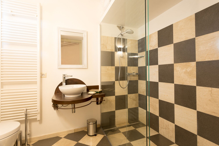 Bathroom 4, Maison Tresnuraghes, Oristano