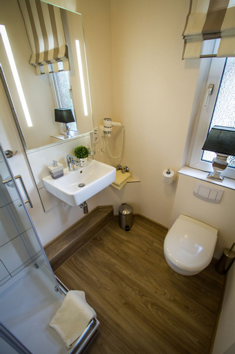 Bedroom 5, Hotel Restaurant Hackmann-Atter, Osnabrück