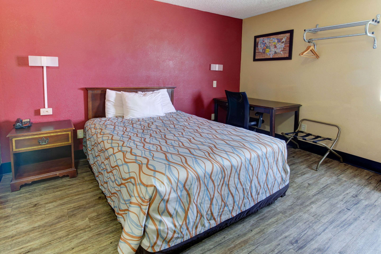 Bedroom 3, Econo Lodge Virginia Beach Town Center, Virginia Beach