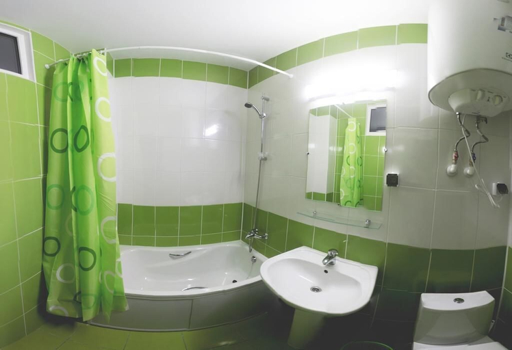 Bathroom 3, Park Hotel Berezka, Kominternivs'kyi