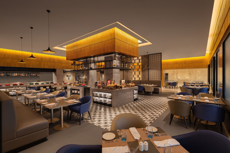 Food & Drinks 5, Courtyard by Marriott Tiruchirappalli, Tiruchirappalli