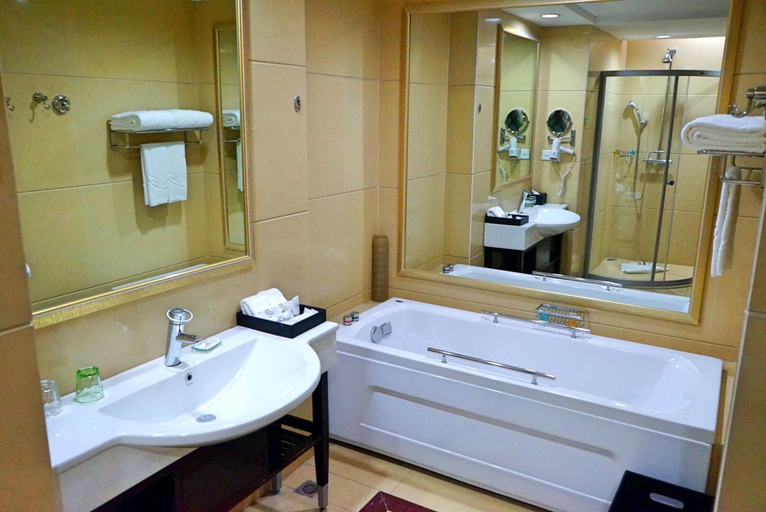 Bathroom 4, Country Garden Phoenix Hotel Huangshan, Huangshan