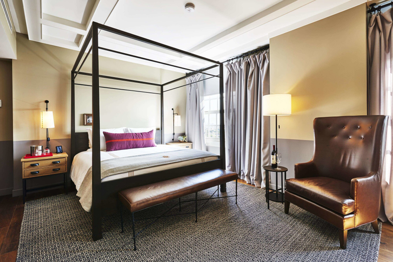 Bedroom 3, The Hollywood Roosevelt, Los Angeles