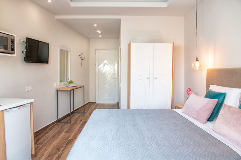 Bedroom 3, Korina Apart Hotel, Ionian Islands
