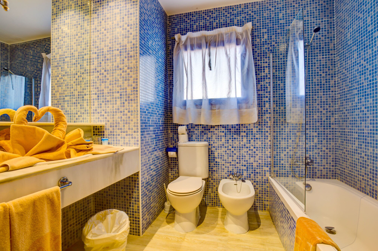 Bathroom 4, SBH Fuerteventura Playa, Las Palmas