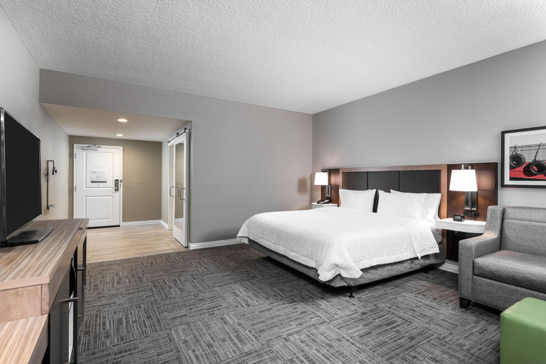 Bedroom 3, Hampton Inn & Suites West Melbourne-Palm Bay Road, Brevard