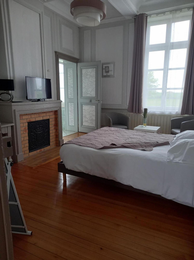 Bedroom 15