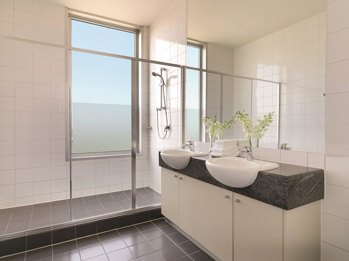 Bathroom 4, Adina Apartment Hotel Melbourne on Flinders, Melbourne