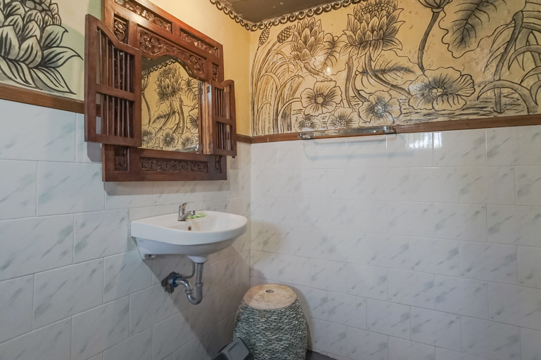Bathroom 4, Ubud Kerta City Hotel, Gianyar