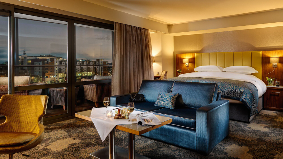 Bedroom 4, Limerick Strand Hotel