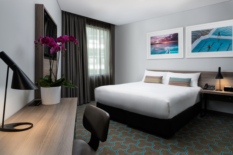 Bedroom 2, Rydges Sydney Airport Hotel, Rockdale