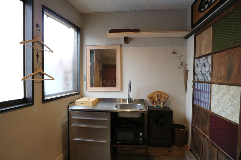 Bathroom 2, Hanayado, Sumida