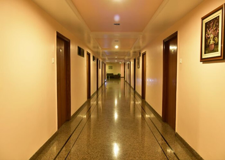 Others 3, Hotel Shubh, Raipur