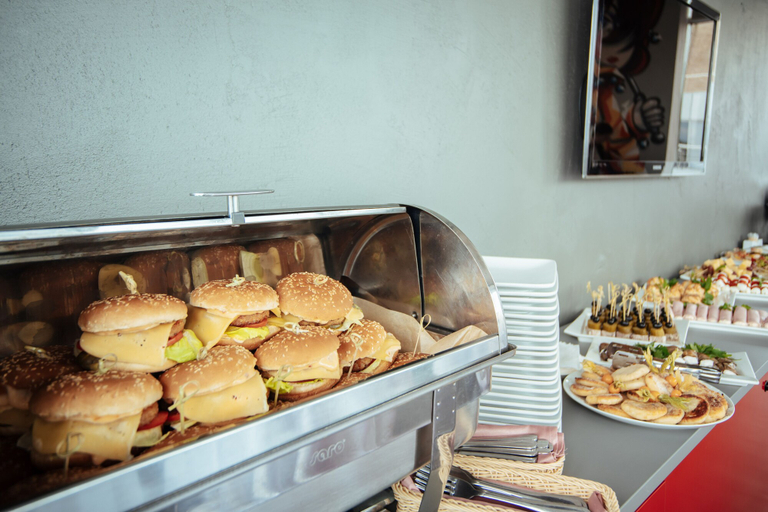 Food & Drinks 5, Red Stars Hotel, Sankt-Peterburg gorsovet