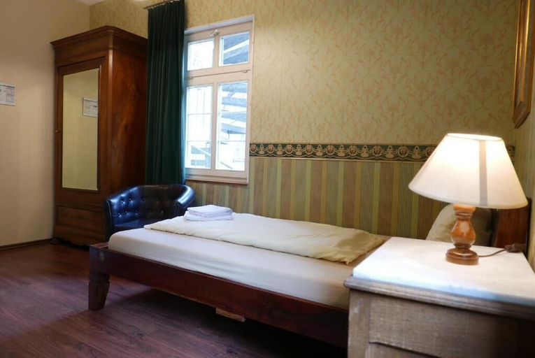 Bedroom 2, Hotel Löwenherz, Ortenaukreis